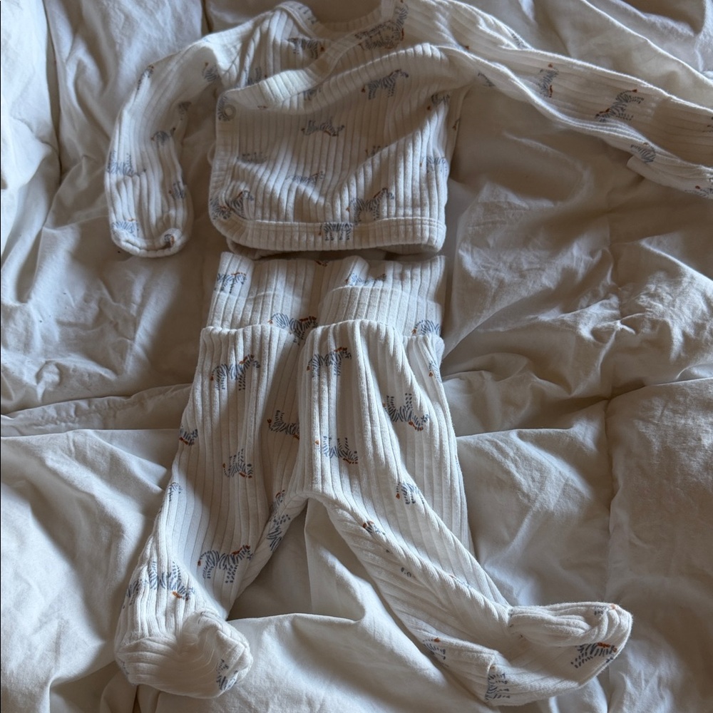 Carter's white ribbed zebra print matching set